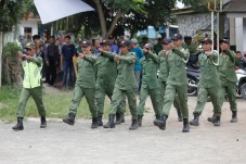Keseruan Lomba Baris...