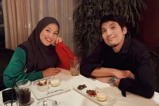 5 Artis Indonesia yang...