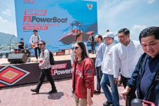 F1 Powerboat di Danau...