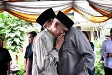 KH Ali Yafie Sebelum...