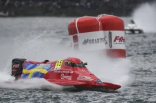 Race 2 F1 Powerboat...