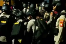 Mencekam! 5 Orang Disandera...
