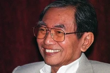 Cak Nur: Fiqih Sudah...