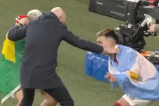 2 Momen Kocak Erik ten...