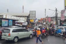 Macet Horor Terjadi...