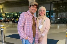 Dikabarkan Cerai, Indra...