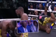 Mike Tyson Tertawa Terbahak-bahak...