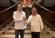 Mantan Bupati Padang...