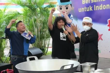 Gandeng Komika Marshel...