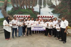 Partai Perindo Bantu...