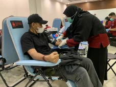 Jalani Donor Darah MNC...