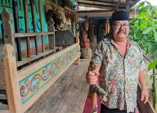 Pria Tulungagung Koleksi...