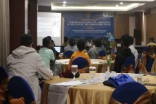 Puluhan Mahasiswa di...