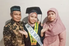 Putri Guru TK Ini Bikin...