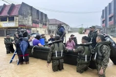 Banjir Landa Malaysia,...