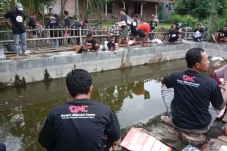 Rangkul Anak Muda, GMC...
