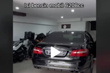 Viral Video Mercedes...