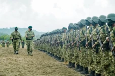 5 Pangkostrad Pertama...
