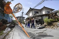 Bisakah Gempa Bumi Diprediksi?...
