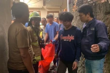 Jenazah Lansia Korban...