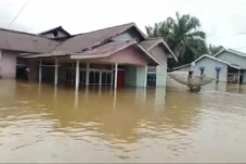 45 Desa di Sambas Kalimantan...