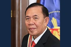 Kisah Johny Lumintang,...