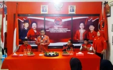 PDIP Tolak Penundaan...