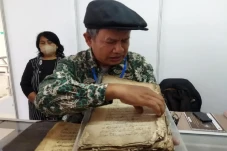 Kisah Koleksi Naskah...
