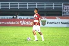 Profil Ricki Ariansyah,...