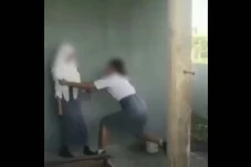Heboh Siswi SMA Negeri...