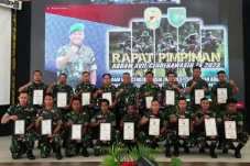 18 Prajurit TNI AD Berprestasi...