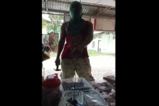Viral Video Preman Bersenjata...