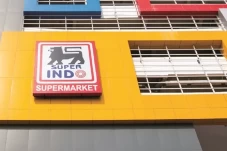 Super Indo Buka Lowongan...