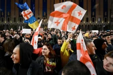 Picu Aksi Protes, Georgia...