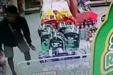 Ada-ada Saja, Seorang...