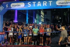 3.100 Pelari Mandiri...