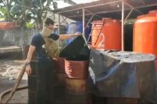 Peredaran 22 Ton Solar...