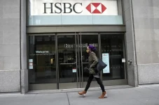 HSBC Akuisisi Silicon...