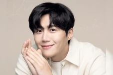 Kim Seon Ho Gelar Fan...
