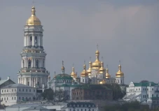 Zelensky Dukung Pengusiran...