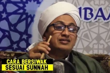Sholat 2 Rakaat Memakai...