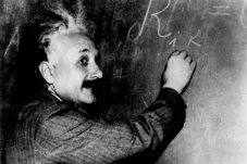 10 Penemuan Albert Einstein...