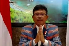 Menkominfo Johny Plate...