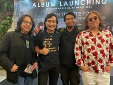 Rayakan 35 Tahun KLa...