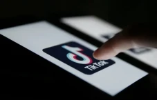 TikTok Rela Cerai dari...