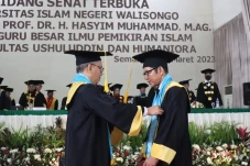 Pengukuhan Guru Besar...