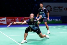 Menangi Laga Debut di...