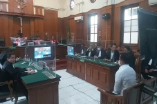Terdakwa Tragedi Kanjuruhan,...