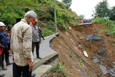 Patahan Gringsing Berpotensi...