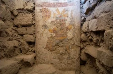 Mural Tertua Berusia...